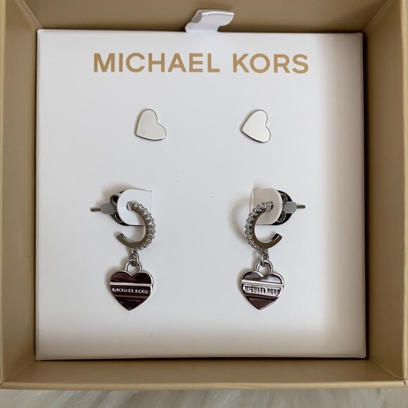 MICHAEL KORS Heart Mini Stud Earrings SET in Silver with Gift Box - Picture 2 of 3